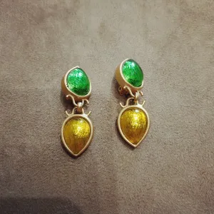Rima Ariss Green Yellow Foil Glass Clip On Drop earrings