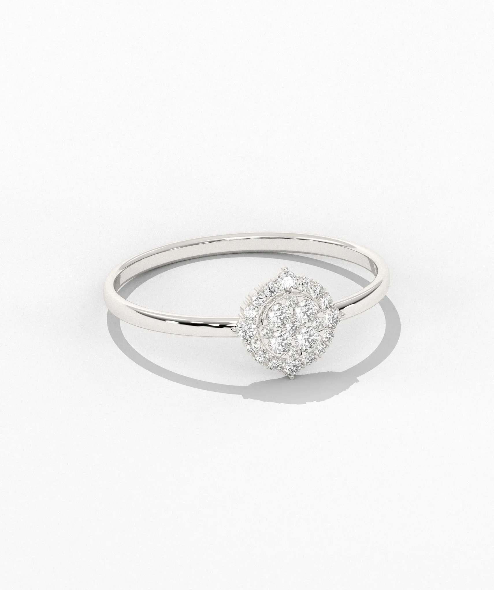Round Halo Cluster Diamond Ring