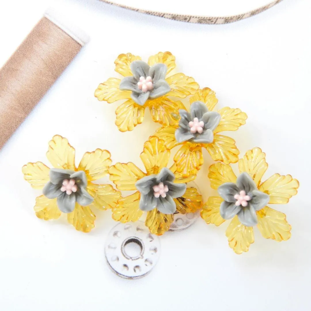 Set of 5 orange Flower Shaped Buttons