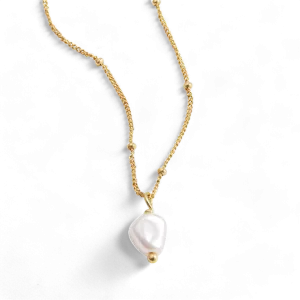 Single Freshwater Pearl Necklace
