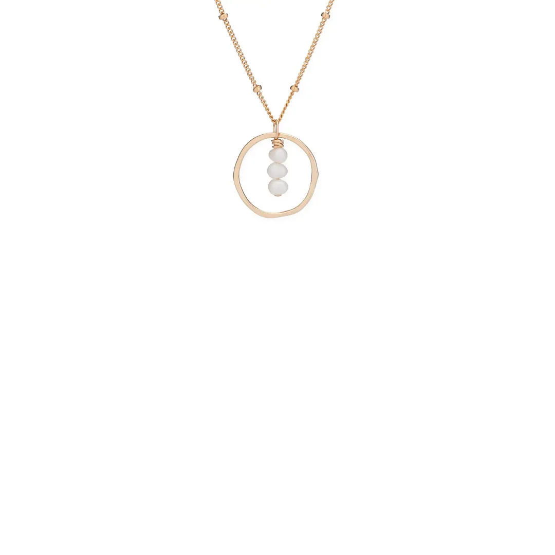 Treble Three Pearl Necklace in Gold-Filled | 18"