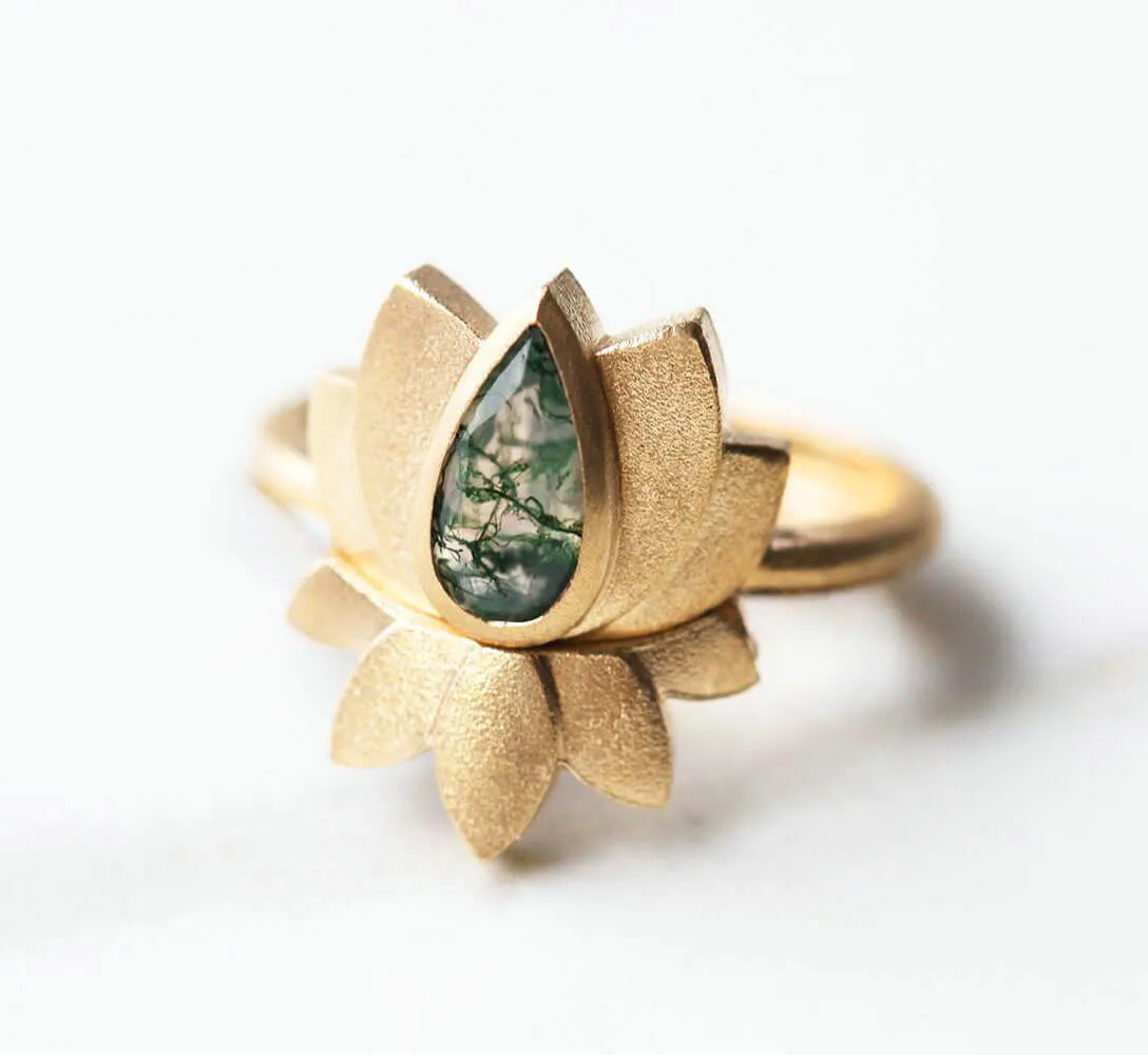 Trendolla 14K Gold Lotus Moss Agate Ring Set