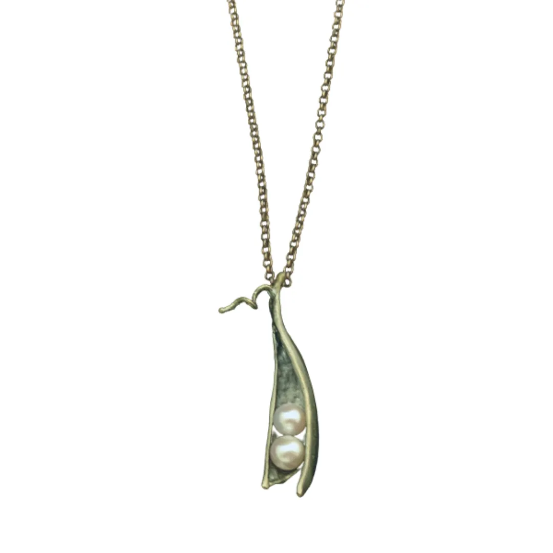 Two Peas Necklace