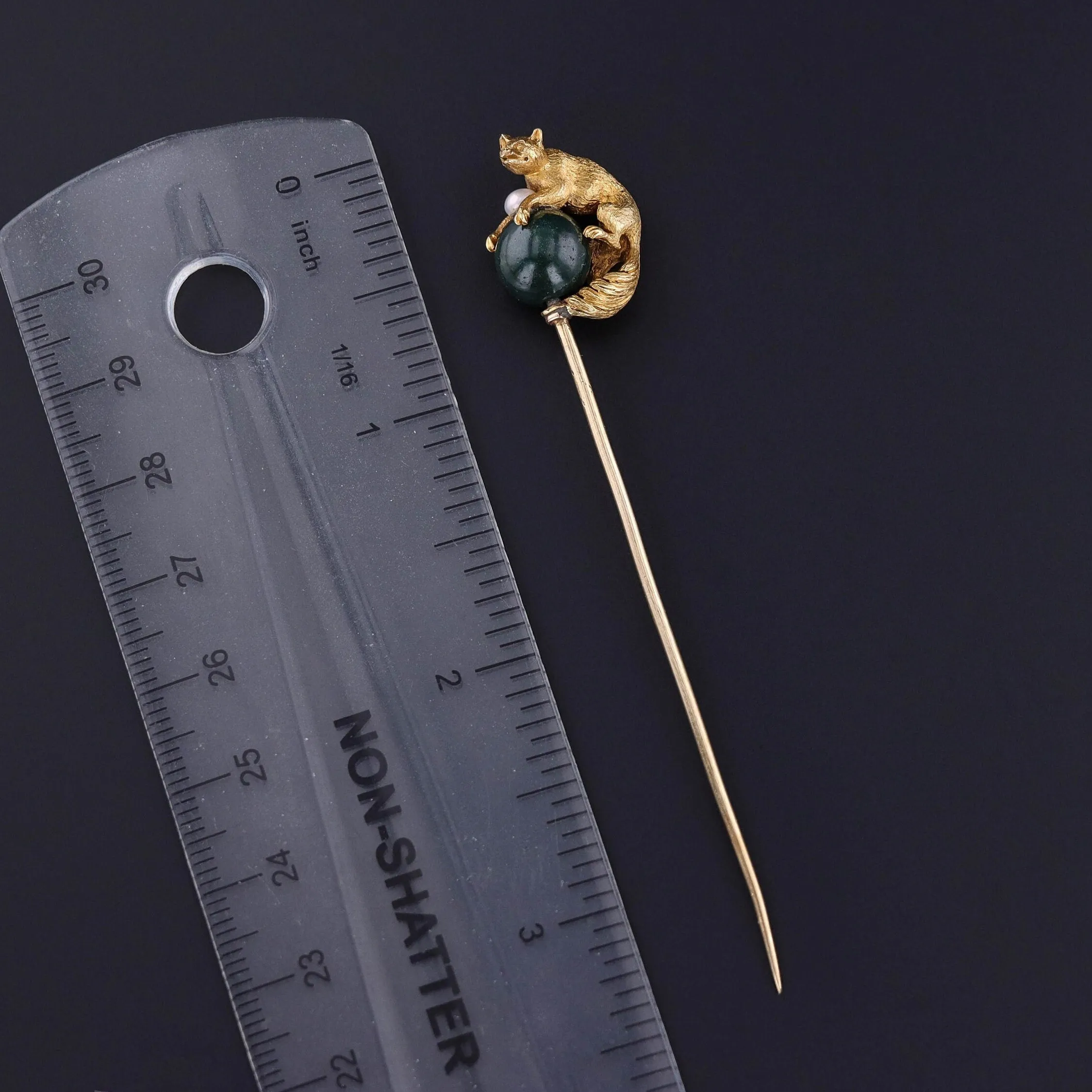 Victorian Bloodstone Fox Stickpin of 15ct Gold