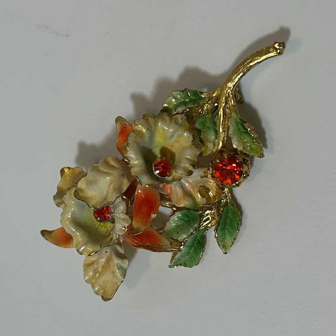 Vintage BSK Enamel Flower Brooch with Red Rhinestones – Gold-Tone Floral Pin, Signed