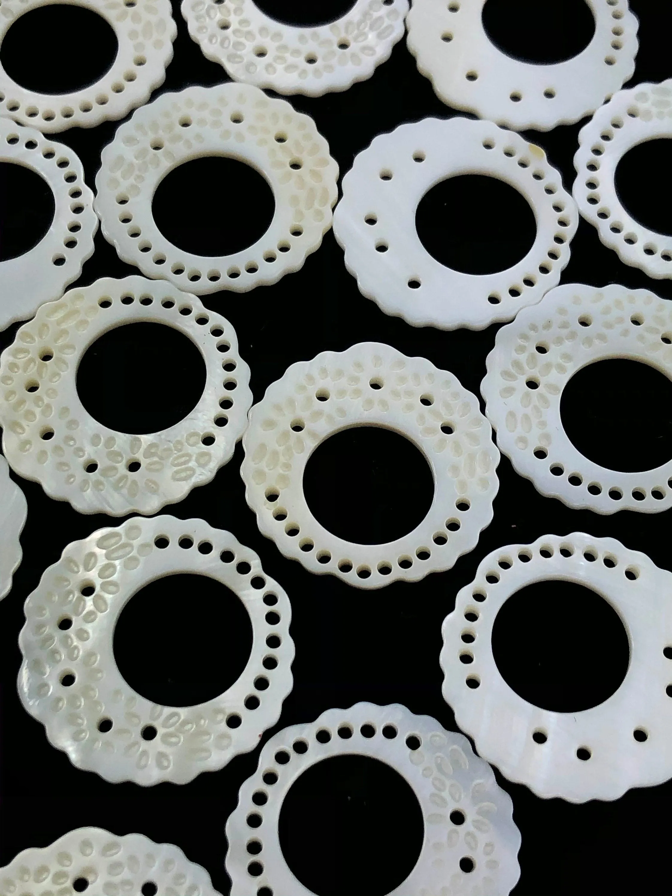 White South Sea Mother Of Pearl Beads Sku#M490
