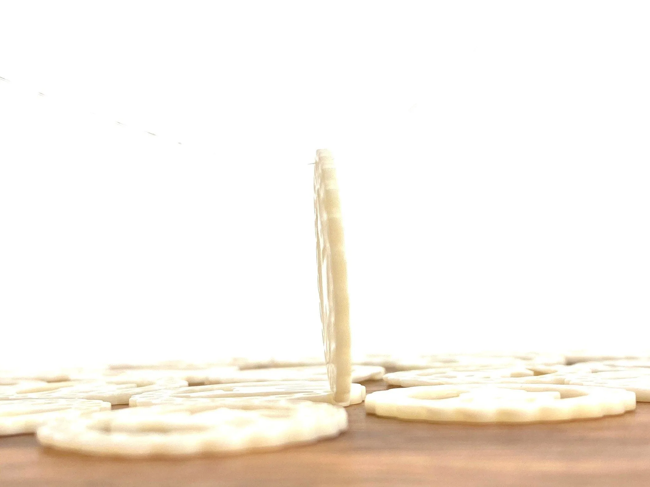 White South Sea Mother Of Pearl Beads, Sku#M593