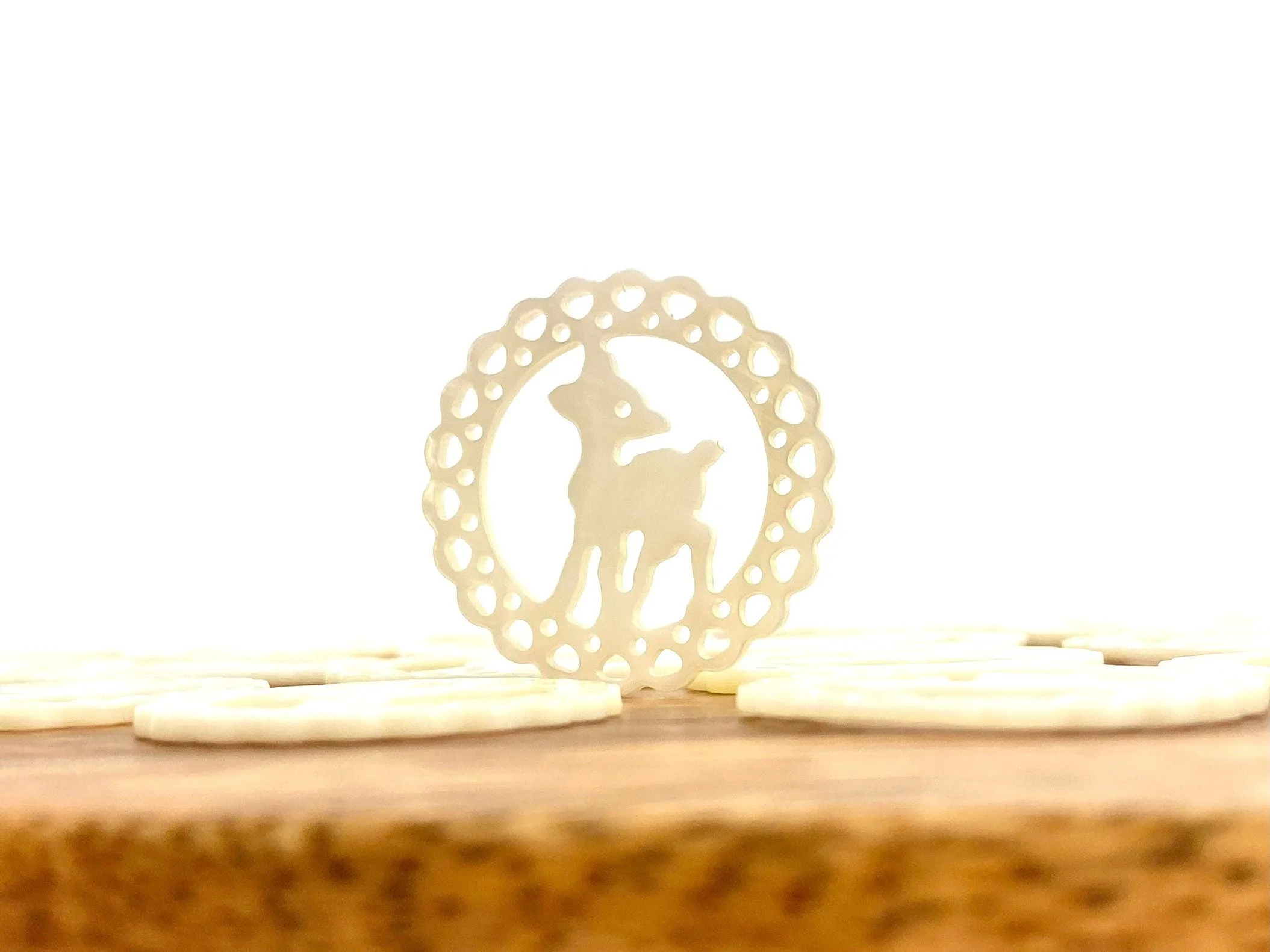 White South Sea Mother Of Pearl Beads, Sku#M593