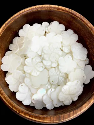 White South Sea Mother Of Pearl Flower Sku#M430