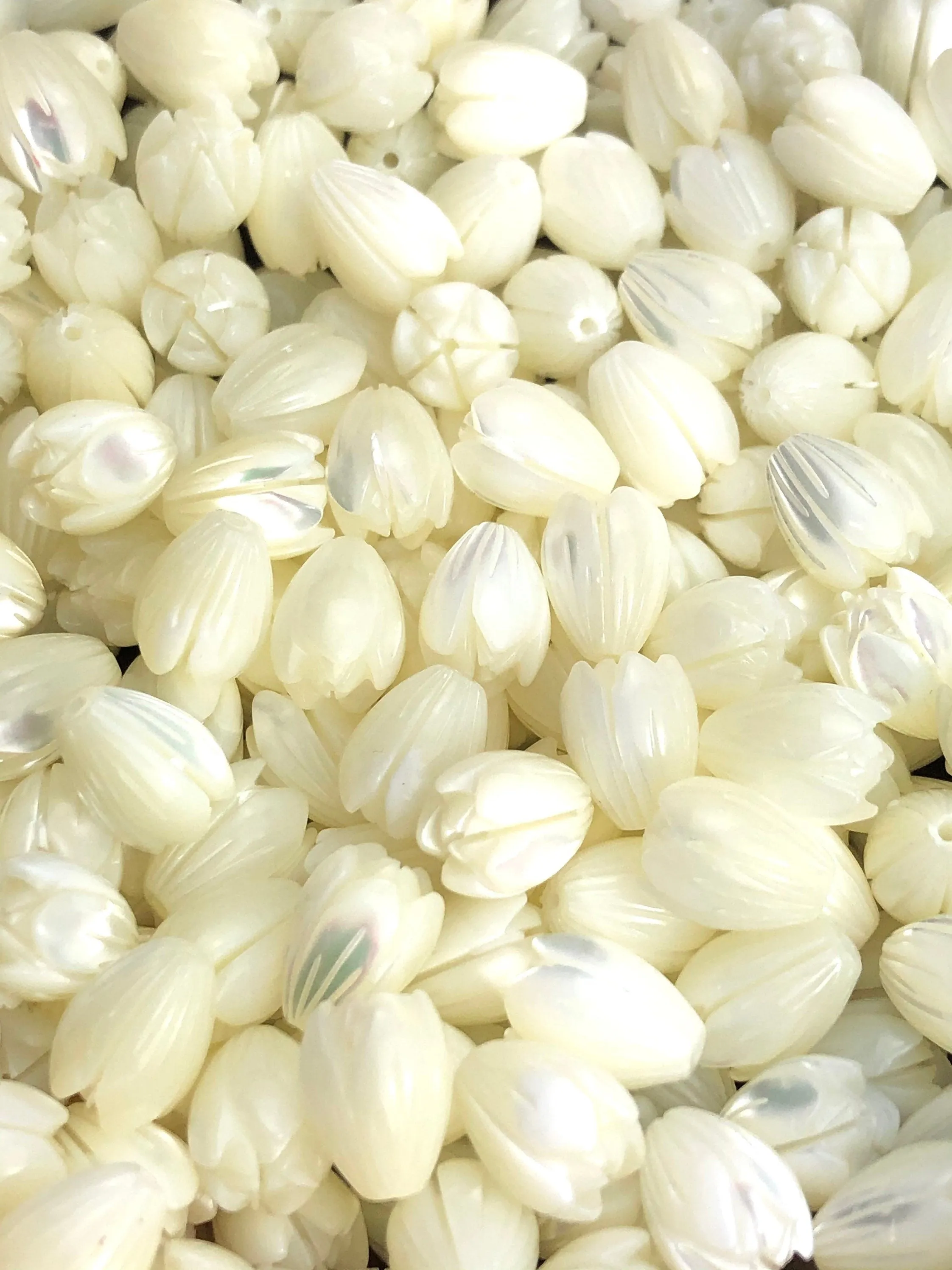 White South Sea Mother Of Pearl Pikake Beads Sku#M520