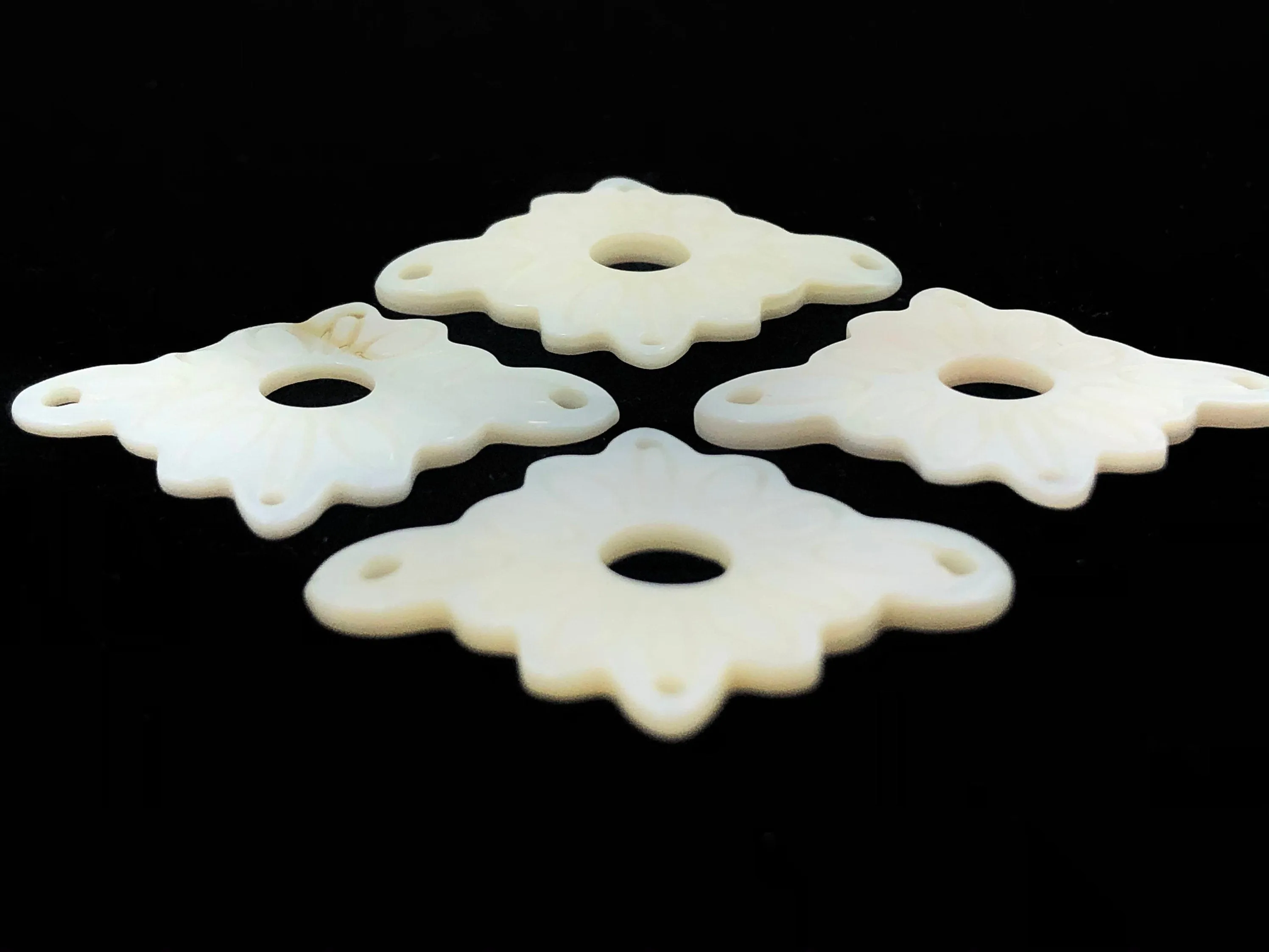 White South Sea Mother Of Pearl Star Sku#M594