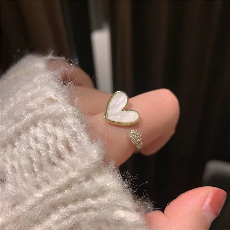 Women's Geometric Zircon Round Ring