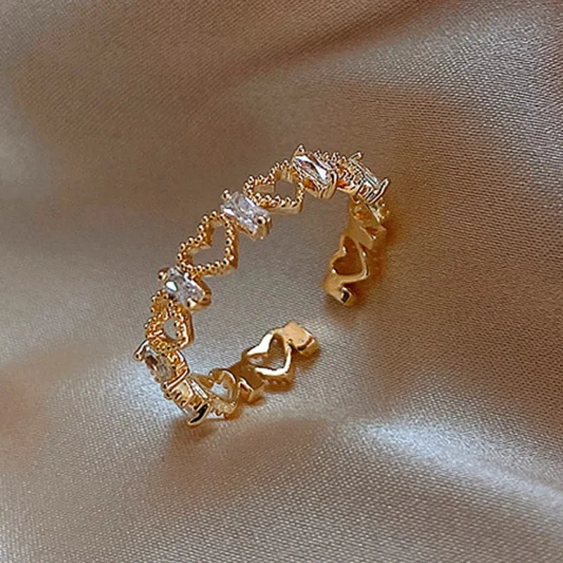 Women's Geometric Zircon Round Ring