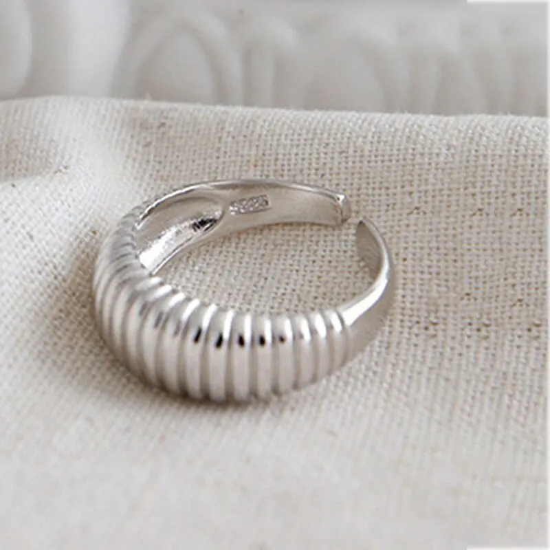 XIYANIKE Silver Color  Party Rings for Women France Simple Gold Plated Wave Pattern Creative Design Bride Jewelry Gifts